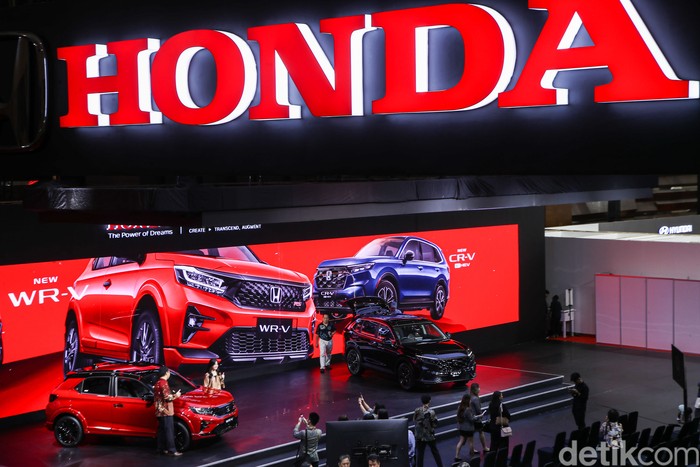 PT Honda Prospect Motor menghadirkan penyegaran minor pada tiga modelnya di ajang Indonesia International Motor Show (IIMS) 2026.