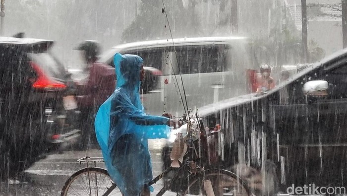 Cuaca Ekstrem hingga 10 Februari, Walkot Eri Ingatkan Hal Ini