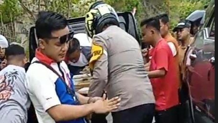 Kecelakaan maut motor dan mobil di Bone Bolango.