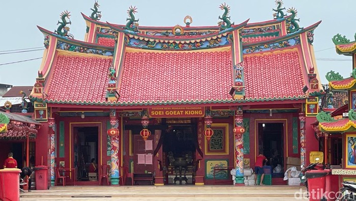Kelenteng Kwan Im atau Chandra Nadi Palembang