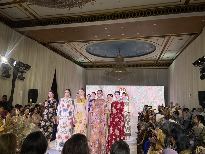 Koleksi Danar Hadi ‘Sekar Setaman’