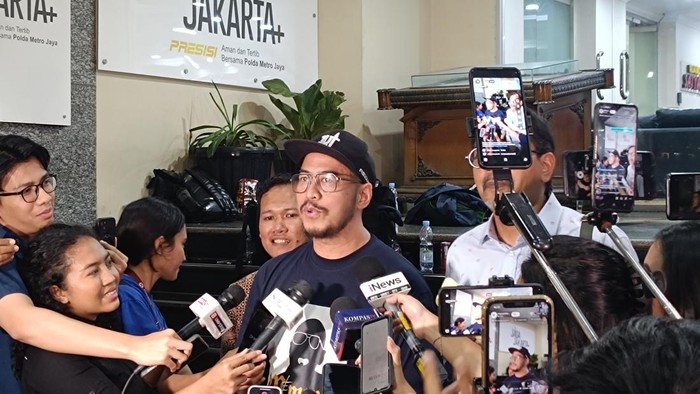 Pandji Pragiwaksono Berani Bicara, Dialog Terbuka dengan Pelapor 'Mens Rea'