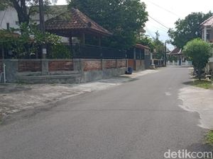 Suasana Terkini Rumah-Sanggar Mulyono Kepala KPP Banjarmasin Usai Ditahan KPK