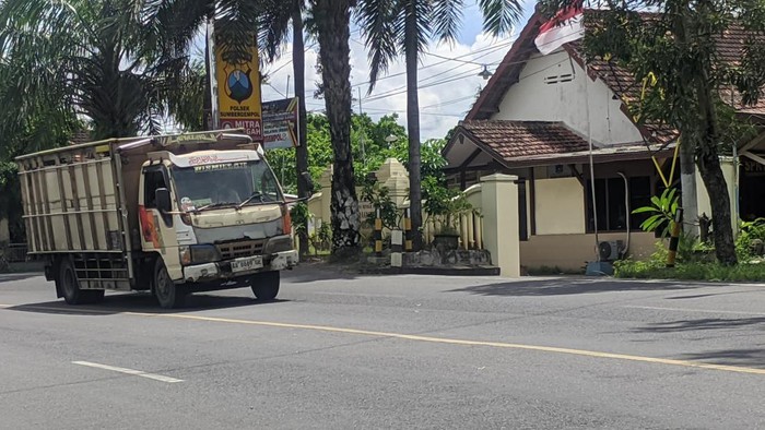 Mapolsek Sumbergempol, Tulungagung yang bertahun-tahun tempati tanah warga akan direlokasi