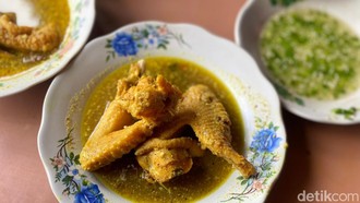 Opor Ayam Kuning Betawi H. Sa'adih: Setia Jual Satu Menu Sejak 1970-an