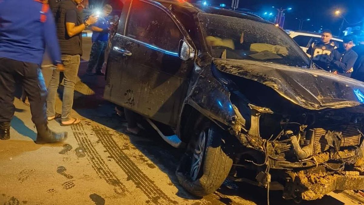 Pelajar Bawa Fortuner Tabrak Warung-2 Warga Pakai Mobil Dinas Pemkab Mamuju