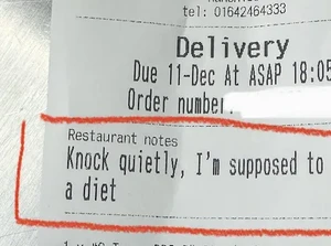 Takut Ketahuan Jajan Saat Diet, Catatan Pelanggan Ini Bikin Ngakak