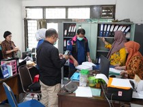 Kebun Binatang Surabaya Digeledah Kejati Jatim, Ponsel dan Berkas Disita