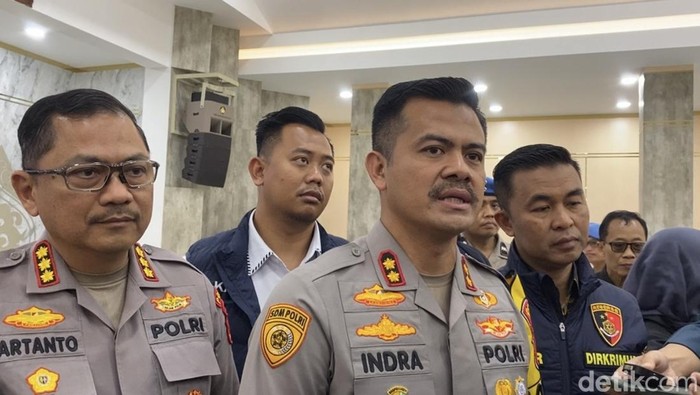 Rilis pers kasus perampokan sadis Karanggede, Boyolali, di Polda Jawa Tengah, Kecamatan Semarang Selatan, Kota Semarang, Jumat (6/2/2026).