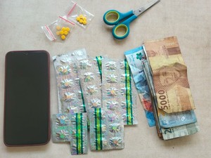 Pengedar Obat Keras Ilegal di Cikarang Bekasi Dibekuk, Ratusan Pil Disita