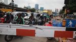 Potret Kemacetan Panjang Imbas Proyek Flyover Latumenten Jakbar