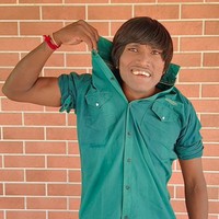 Selebgram asal India yang bernama Suraj Chavan tengah jadi sorotan usai dinobatkan sebagai pria tertampan di India. Ia berhasil menggeser Shah Rukh Khan berkat gelar tersebut. Foto: Instagram/@official_suraj_chavan1151