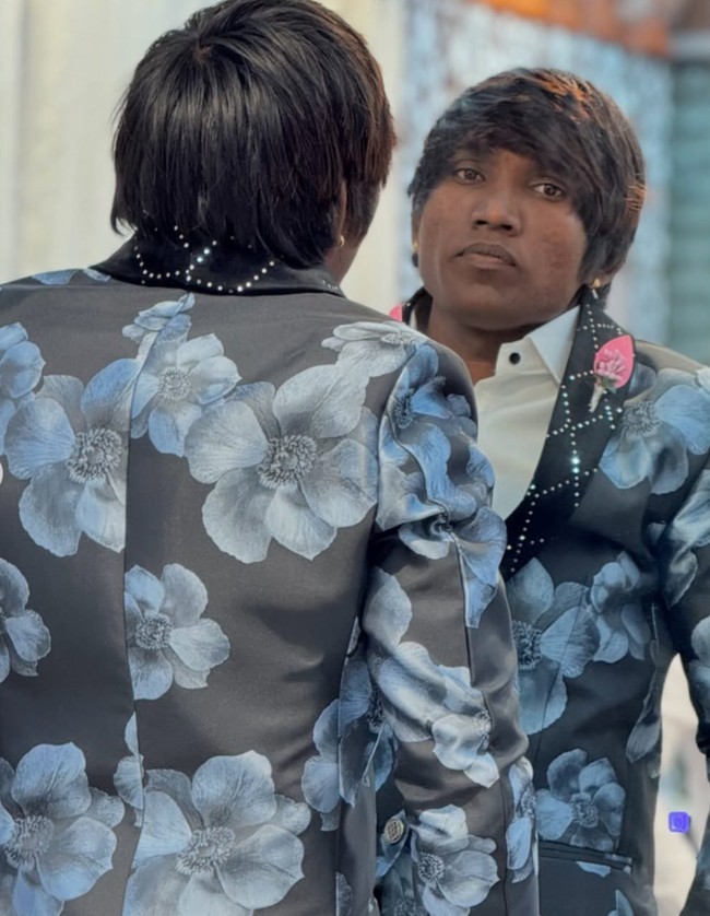 Meski demikian, tak sedikit warganet yang juga tak percaya dengan informasi tersebut. Bahkan ada yang bercanda, mengatakan portal berita tersebut diretas. Foto: Instagram/@official_suraj_chavan1151