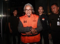 Senyum Sedekap Mulyono, Tersangka Suap Pajak di Banjarmasin