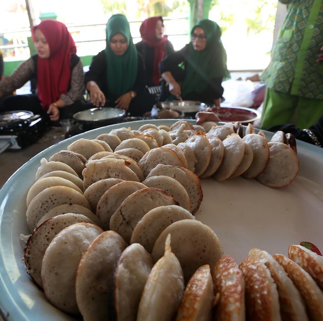 Tradisi Toet Apam Warnai Sambut Ramadan di Banda Aceh