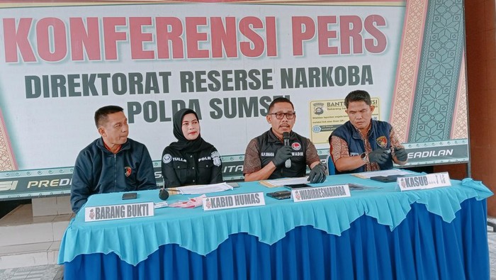 Pengedar Narkoba Ngaku Wartawan Ditangkap di OKU Timur