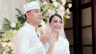 Penyanyi Jaz Resmi Menikah dengan Artis Wavi Zihan