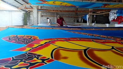 Kain Pantai Batik Painting Asal Probolinggo Tembus Pasar Mancanegara