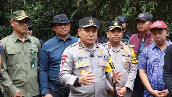 Kapolda Riau Terungkap: Gajah Tanpa Kepala, Misteri yang Tak Terduga!