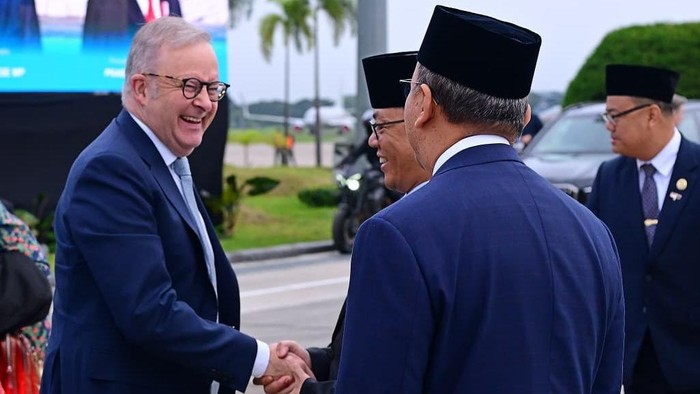 Menlu Sugiono dan Bos Danantara Lepas Kepulangan PM Albanese di Lanud Halim