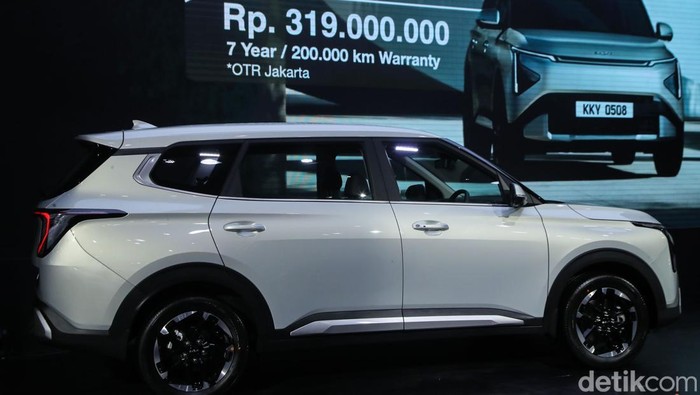 KIA Sales Indonesia secara resmi memperkenalkan All New Carens di ajang Indonesia International Motor Show (IIMS) 2026 sebagai model MPV premium yang siap bersaing di segmen mobil keluarga.