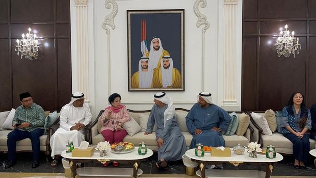 Megawati saat berkunjung ke rumah Duta Besar UEA untuk Indonesia, Abdulla Salem Obaid AlDhaheri