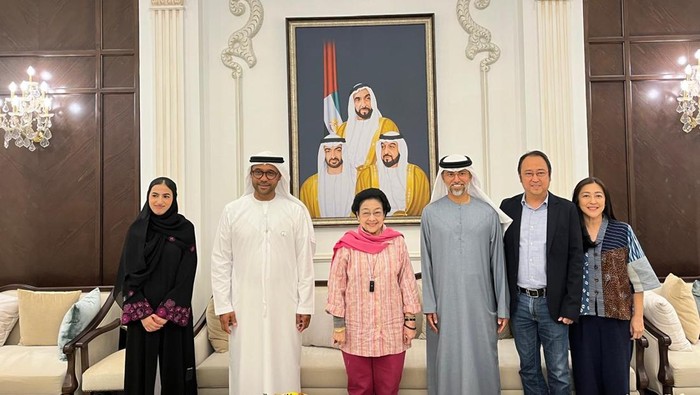 Megawati Terima 'Sambutan Hangat 'Marhaban Saa'' di Abu Dhabi, Tutup Kunjungan Kerja di UEA