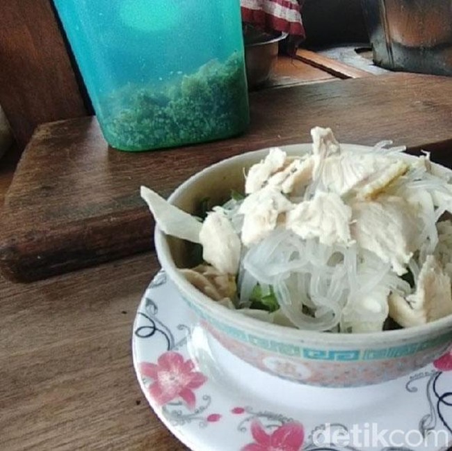 Soto Ayam Mangkuk Mini Khas Nganjuk