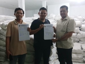 NHM Peduli Kirim Bantuan 100 Ton Beras & 800.000 Mie Instan ke Warga Aceh