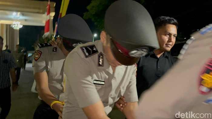 Dua Oknum Polisi Pemerkosa Remaja di Jambi Dipecat Tidak Hormat!