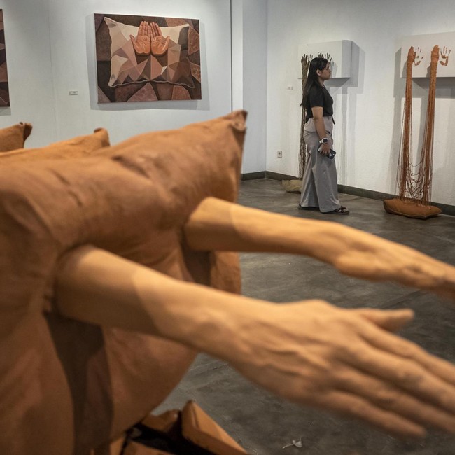 Pameran OpenOven, Loranita Theo Angkat Isu Keterbukaan Lewat Karya 3 Dimensi