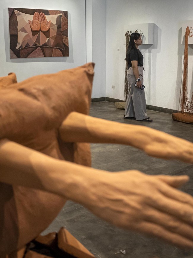Pameran OpenOven, Loranita Theo Angkat Isu Keterbukaan Lewat Karya 3 Dimensi