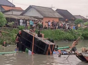 Perahu Angkut Sound Horeg di Sidoarjo Tenggelam