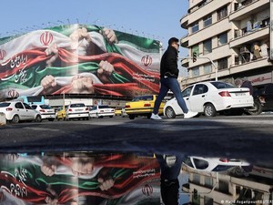 Perundingan Iran-AS Digelar di Tengah Ancaman Eskalasi