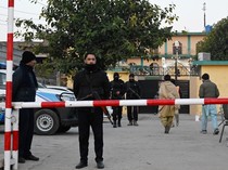 Ledakan Bom di Balik Salat Jumat Mencekam di Pakistan