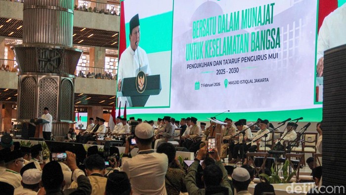 Prabowo Subianto menghadiri munajat pengukuhan kepengurusan MUI di Masjid Istiqlal, Jakarta Pusat, Sabtu (7/2/2026). Kegiatan berlangsung khidmat dan diikuti para tokoh agama.