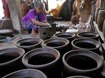 Produksi Gerabah Temanggung Anjlok Akibat Musim Hujan