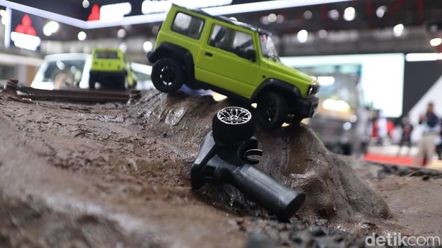 Remot kontrol Suzuki Jimny