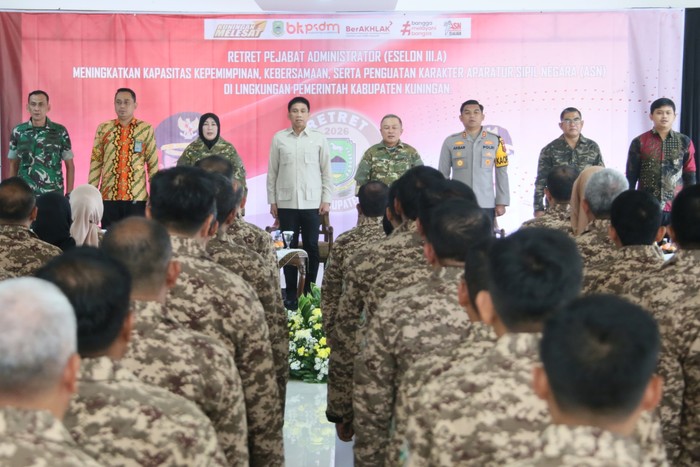 **Wamendagri Akhmad Wiyagus Ajak Sinergi Pusat-Daerah di Retret Pemkab Kuningan**