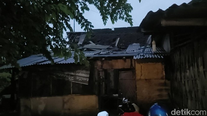 Angin Kencang Terjang Probolinggo, 20 Rumah dan Musala Rusak