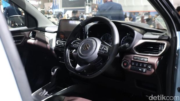 Suzuki Fronx di IIMS 2026. Suzuki Fronx di IIMS 2026.