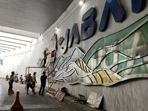 Kata Sekda Jabar soal Wajah RK di Underpass Depok Dicopot