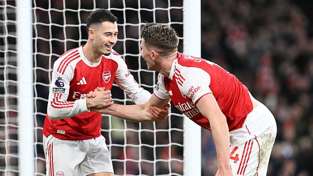 Gabriel Martinelli dan Viktor Gyokeres merayakan gol bersama. (Foto: Arsenal FC via Getty Images/Stuart MacFarlane)