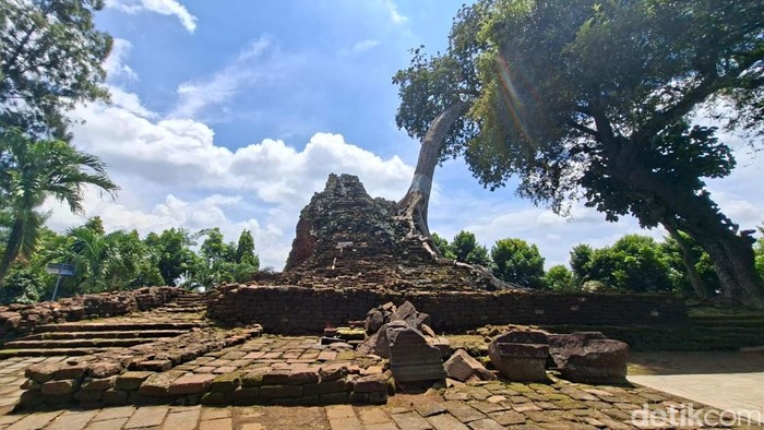Melihat Jejak Kemegahan Candi Lor Nganjuk