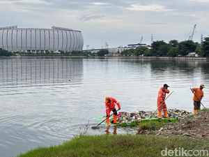 30 Personel Damkar Diterjunkan Cari Warga Tenggelam di Danau Sunter Jakut