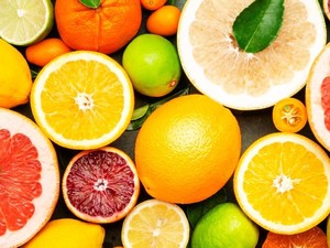 Jerawat & Kulit Kusam Tak Selalu Skincare, Ini Peran Asupan dari Dalam