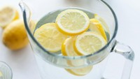 Rutin Minum Air Lemon Setiap Hari, Benar Menyehatkan?
