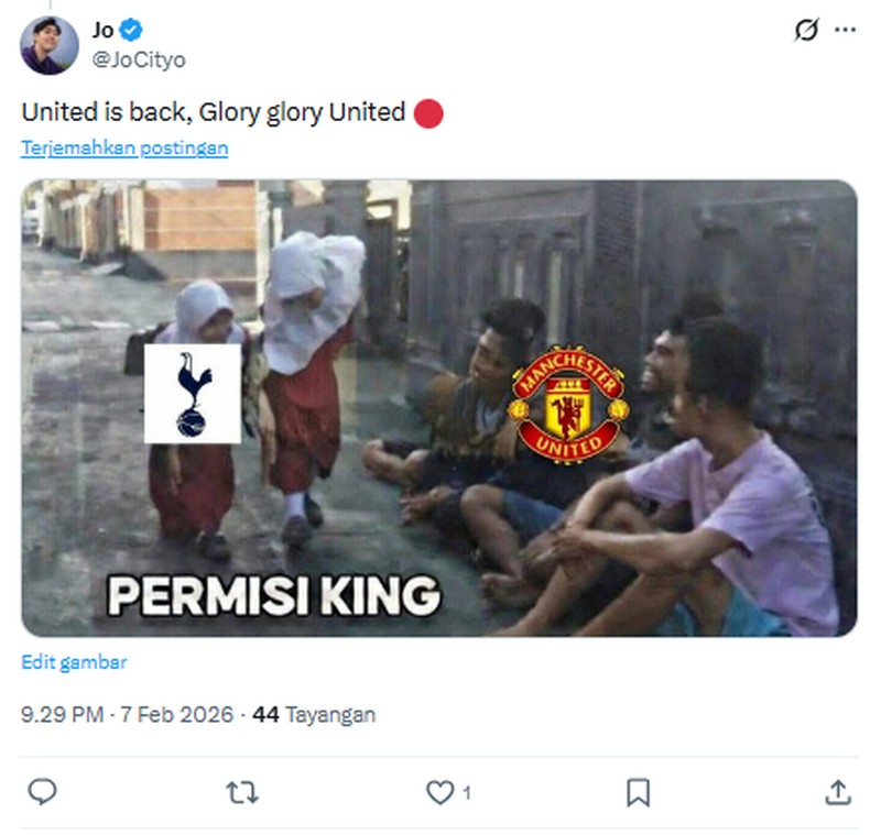 Manchester United kembali meraih kemenangan setelah mengalahkan Tottenham Hotspur 2-0. Fans pun dibuat lupa apa itu arti sebuah kekalahan.