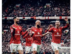 Manchester United Menang Terus, Fans Gondrong Siap Cukur