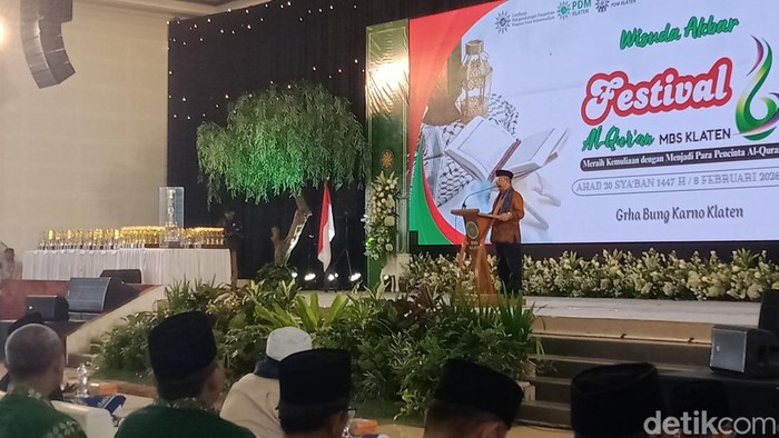 Mendikdasmen Abdul Muti di gedung GBK Klaten, Minggu (8/2/2026).